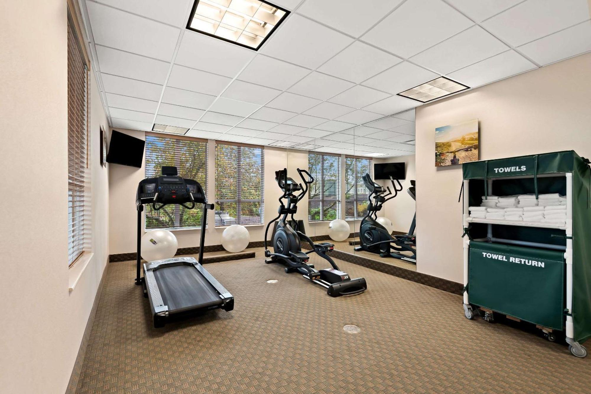 Comfort Inn & Suites Creswell Экстерьер фото