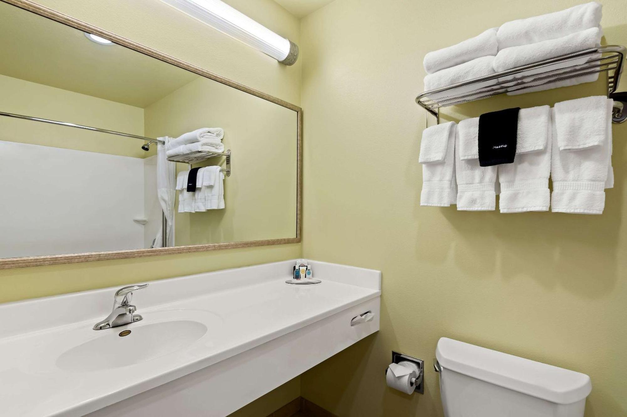 Comfort Inn & Suites Creswell Экстерьер фото