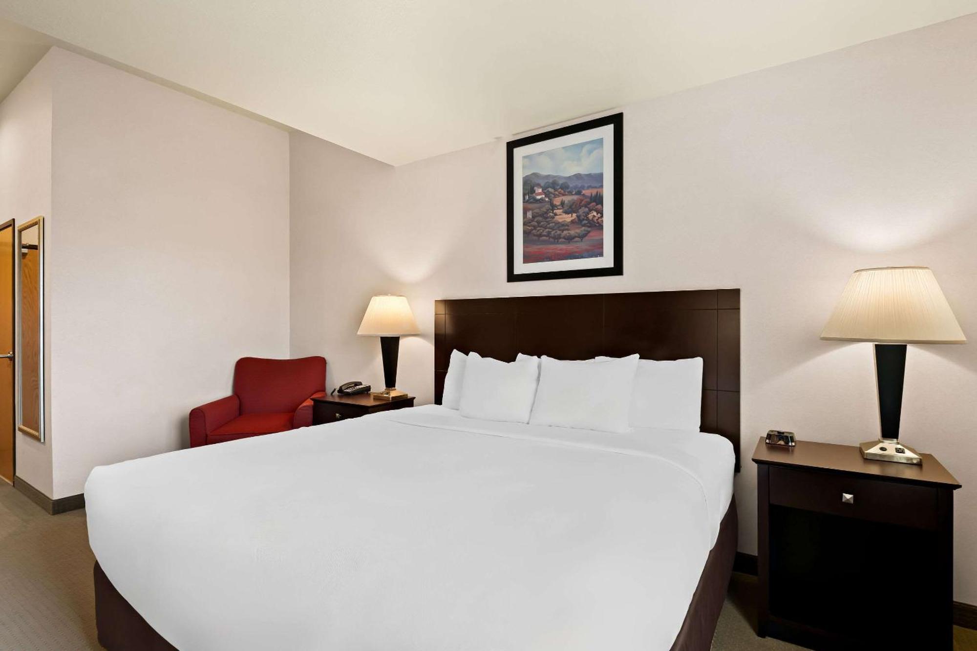 Comfort Inn & Suites Creswell Экстерьер фото