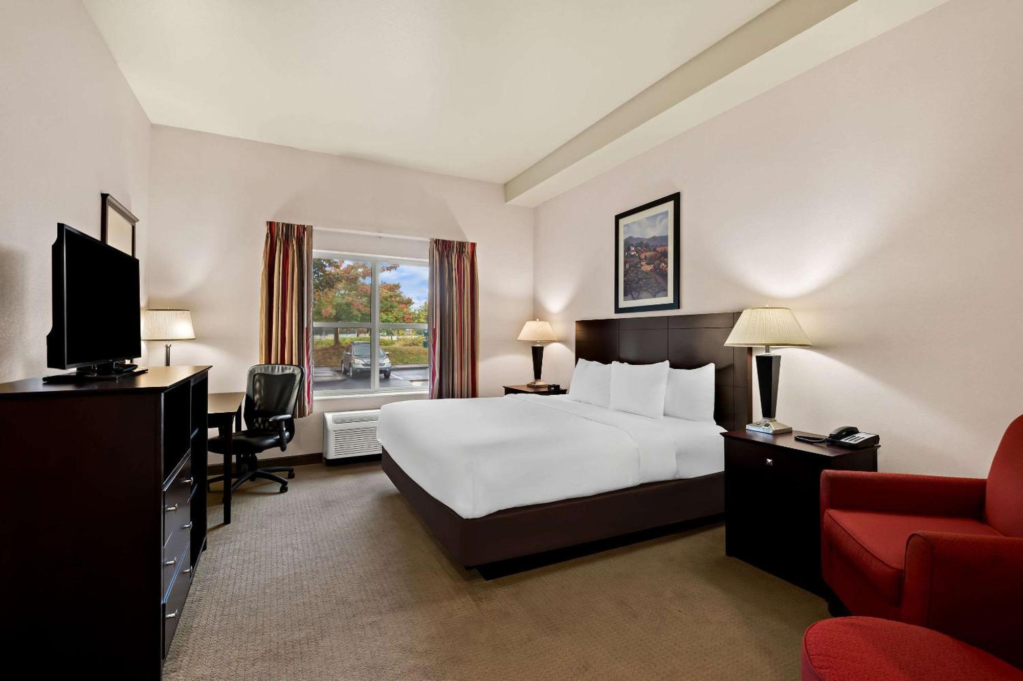 Comfort Inn & Suites Creswell Экстерьер фото