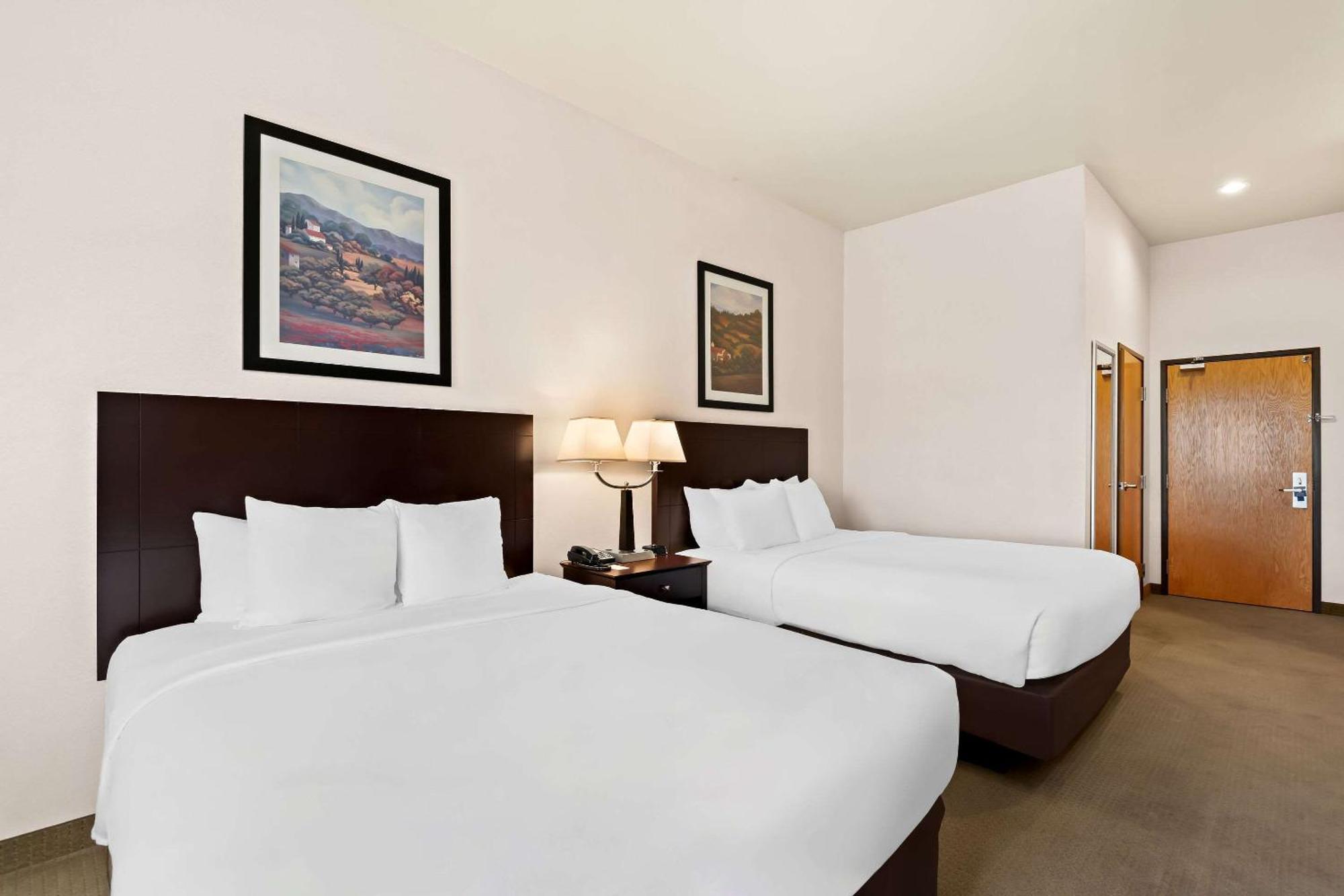 Comfort Inn & Suites Creswell Экстерьер фото