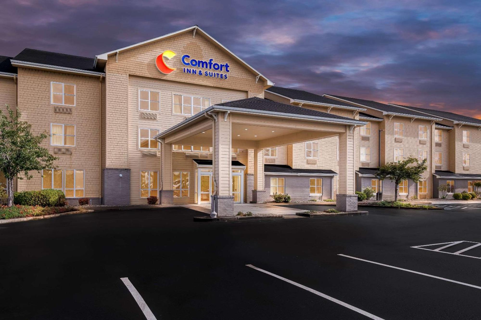 Comfort Inn & Suites Creswell Экстерьер фото
