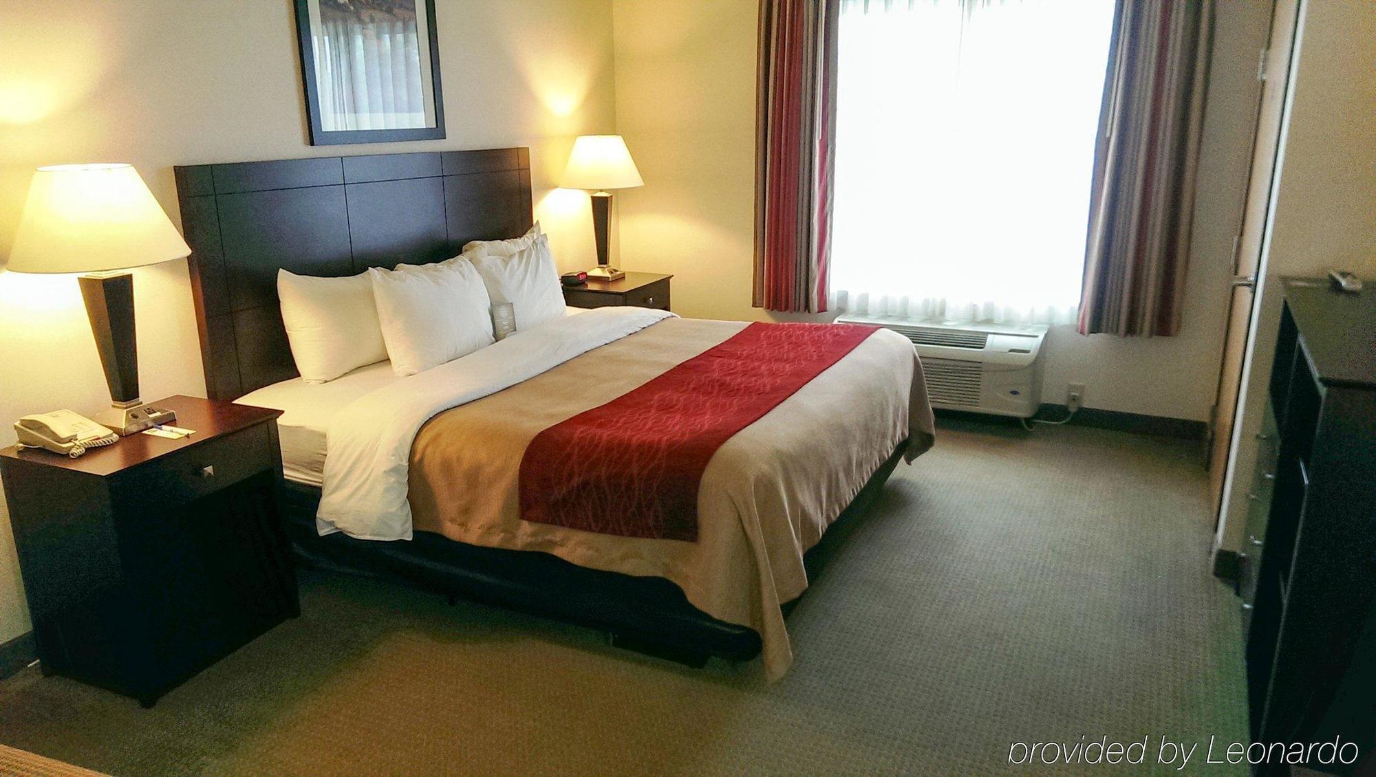 Comfort Inn & Suites Creswell Экстерьер фото